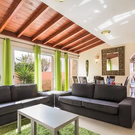 Talkayan By La Oliva